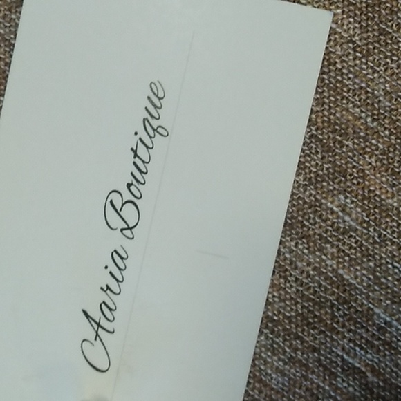 Present and Love women's sweater - Picture 8 of 10